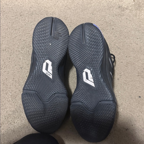 Adidas Dame 9 Shoes - Picture 5 of 6